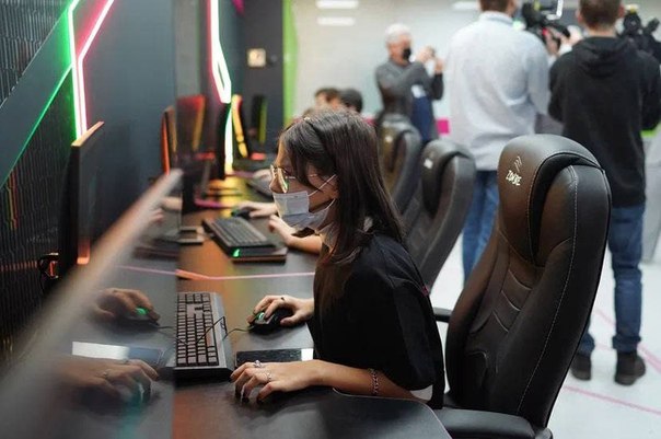 Презентацию нового проекта посетил Александр Моор Instagram