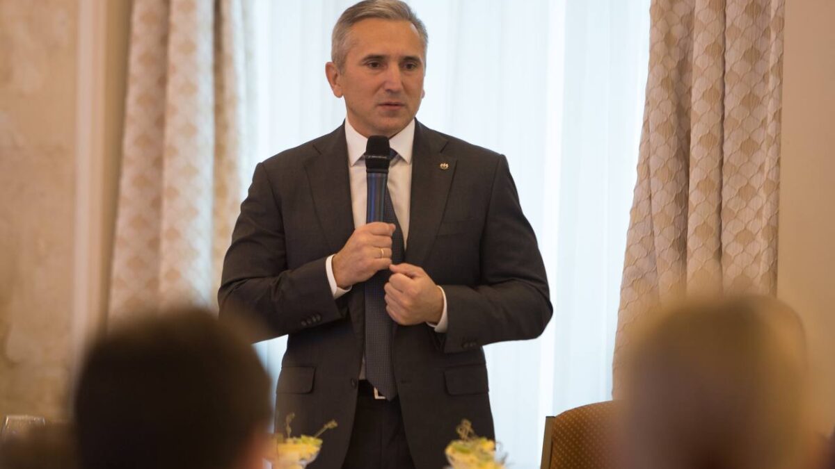 Михаил фридман. Бизнесмен 2022. Казахский бизнесмен. Бизнесмен 2022. Бизнесмен 2022.