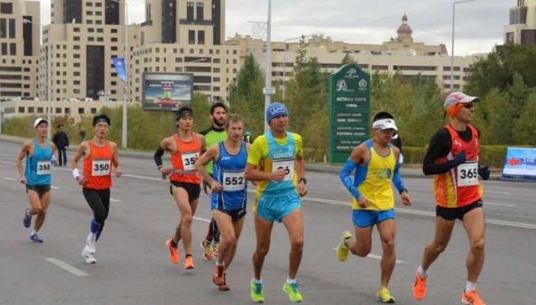 В столице Казахстана в полумарафоне приняли участие 60 стран BaigeNews.kz