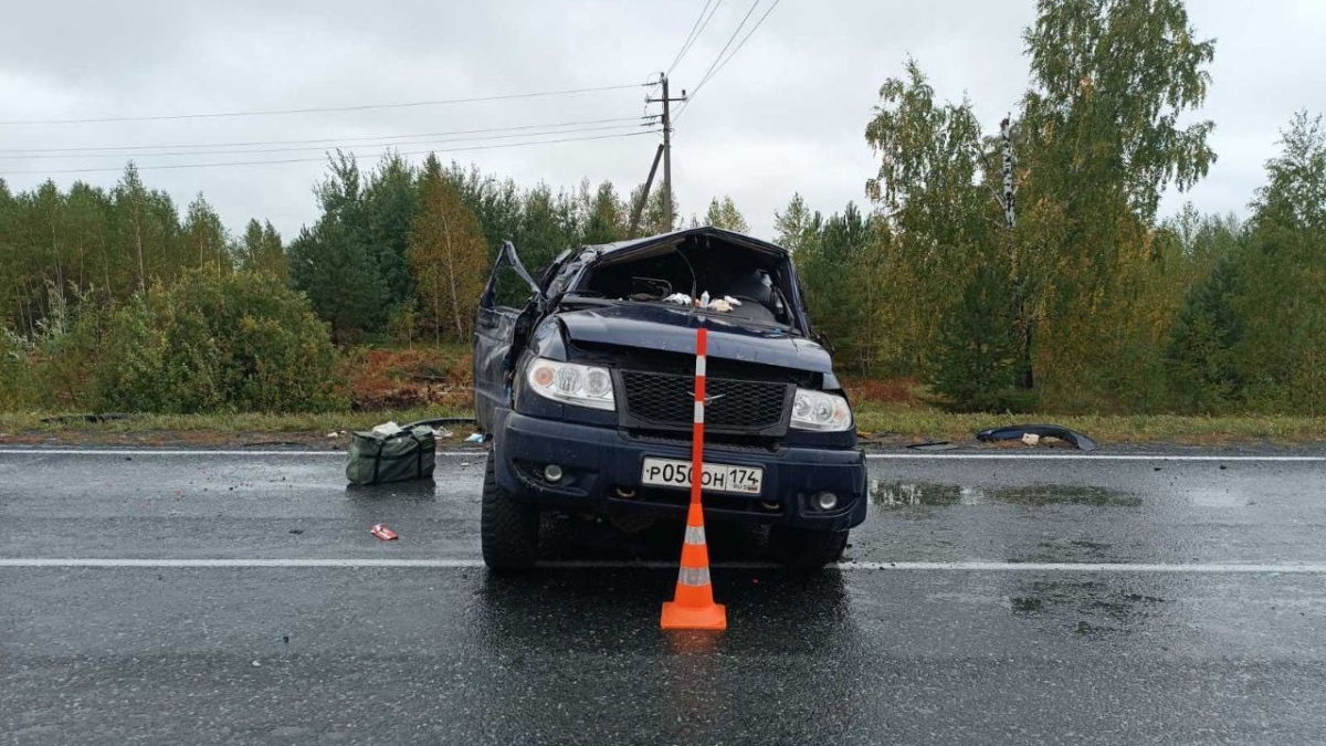 В Тюменской области опрокинулся автомобиль. Погиб пассажир