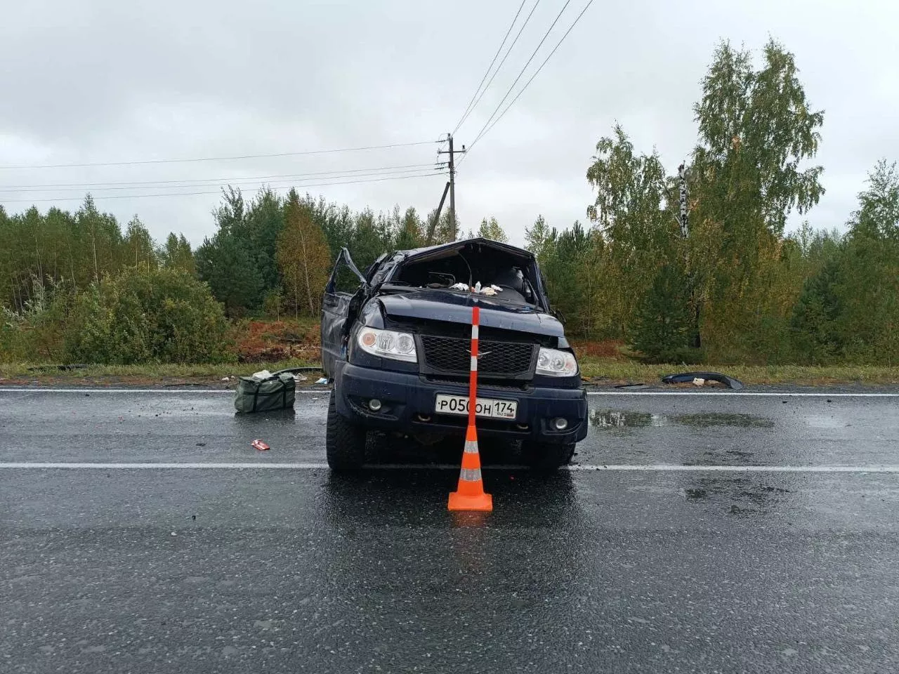 В Тюменской области опрокинулся автомобиль. Погиб пассажир