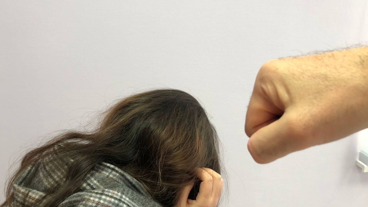 В Нефтеюганске группа детей избила 10-летнюю девочку и сломала ей позвоночник ИА SM-News Тюмень