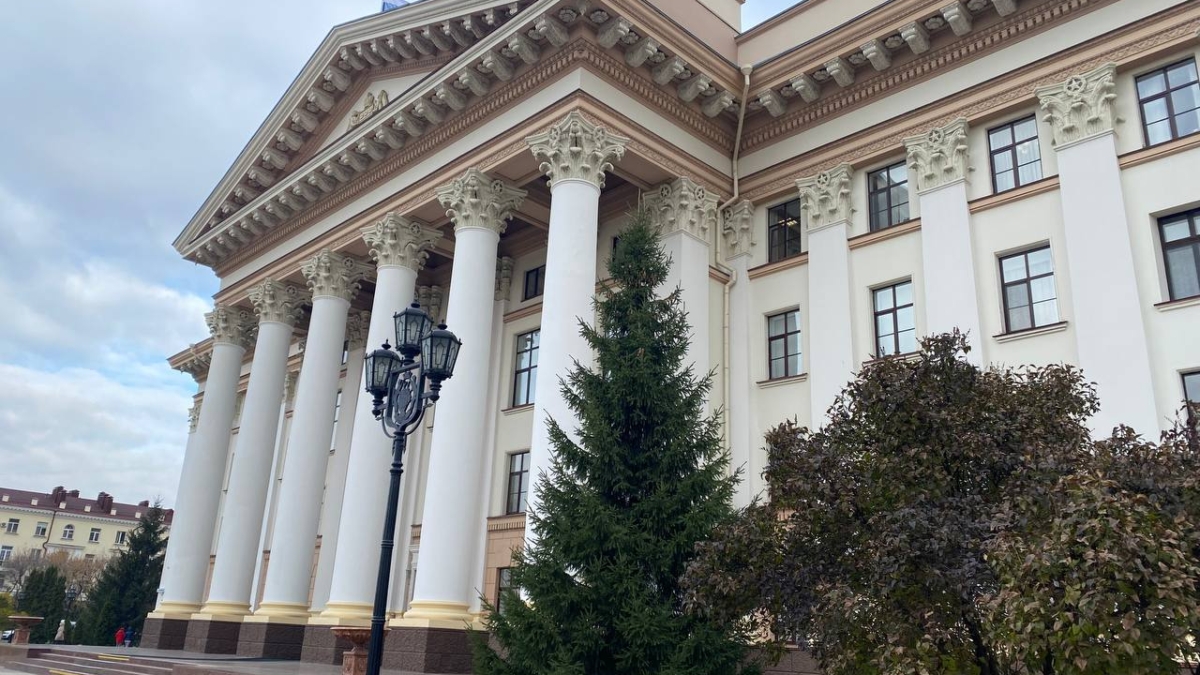 В Салехарде сестра спикера заксо Ямкина Татьяна Сэротэтто возглавила ассоциацию „Ямал — Потомкам“ ИА SM-News Тюмень