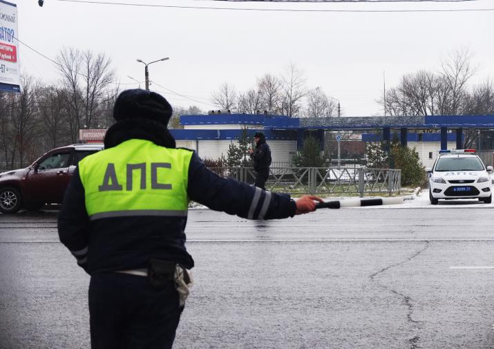 На тюменских трассах водители наблюдают большое количество нарядов ДПС ИА «Тульская пресса»