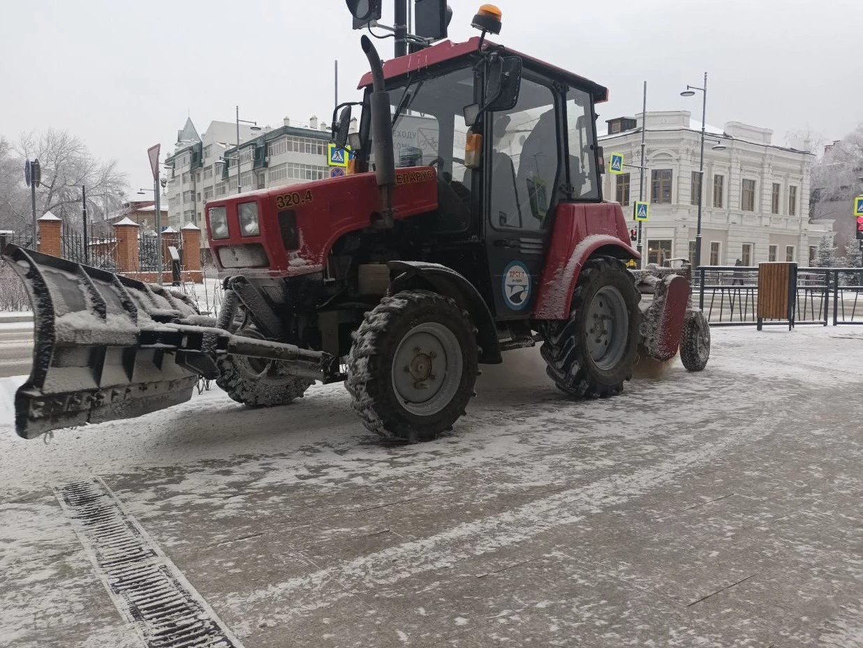 Глава Тюмени лично контролирует процесс уборки снега