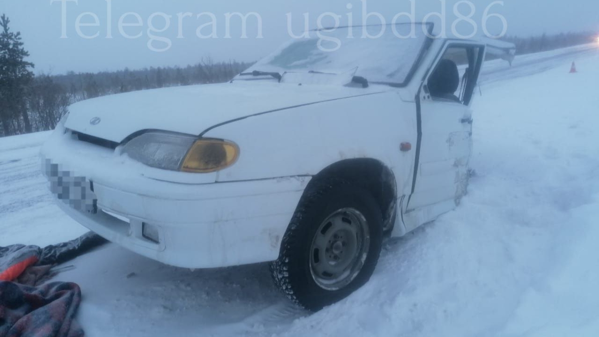 На автотрассе под Сургутом в ДТП пострадали четыре человека