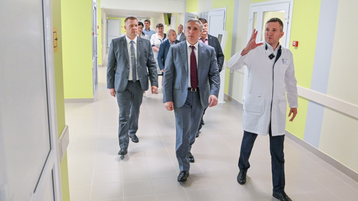 Достижения Тюменской области в сфере здравоохранения Александр Моор