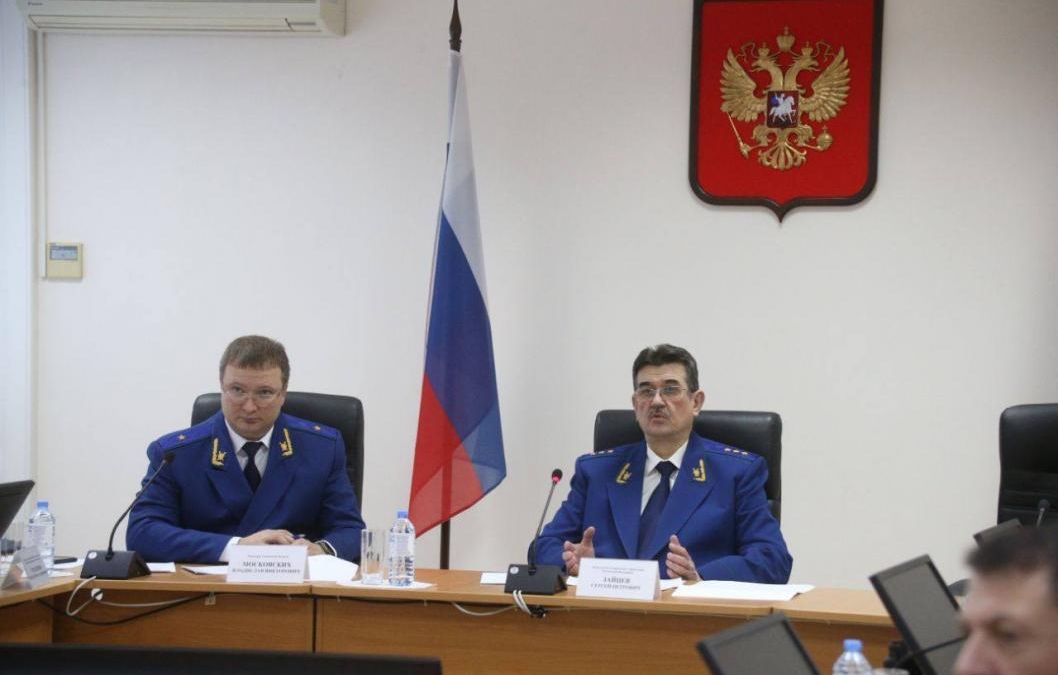 Проблемы транспортной системы Тюмени обсудил заместитель Генпрокурора РФ Управление ГПРФ по УрФО