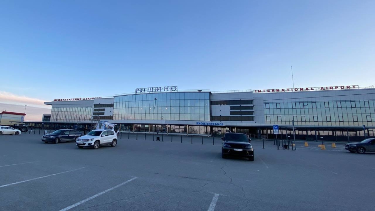 В тюменском аэропорту сожгли опасный вьюнок из Узбекистана ИА SM-News Тюмень