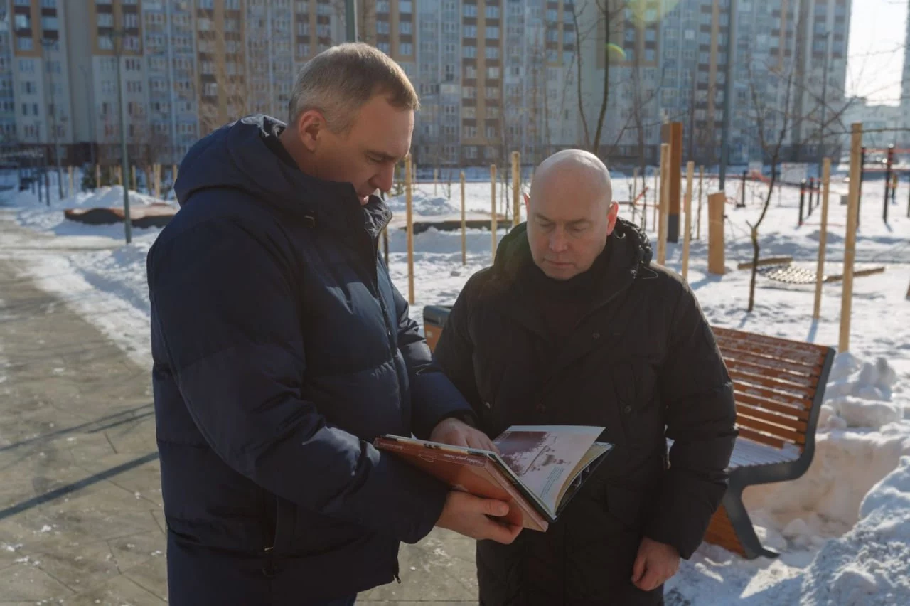 Актер Виктор Сухоруков прогулялся по Тюмени