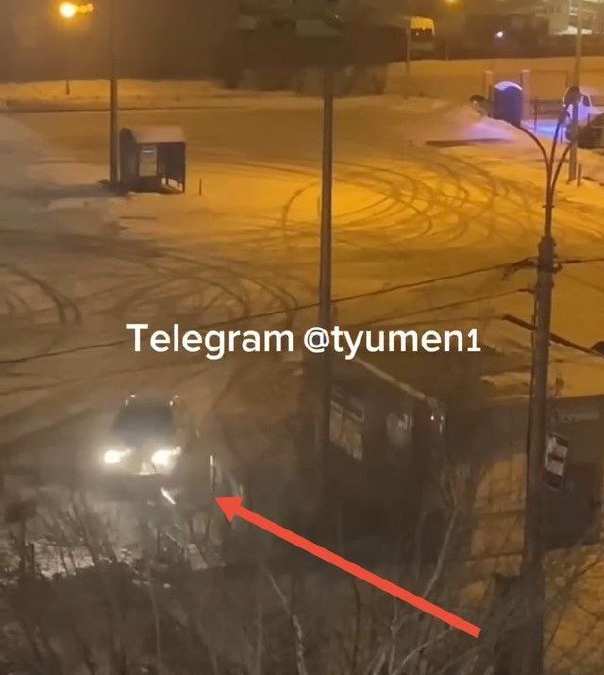 Лихач, сбивший шлагбаум администрации Тюмени сам пришел с повинной