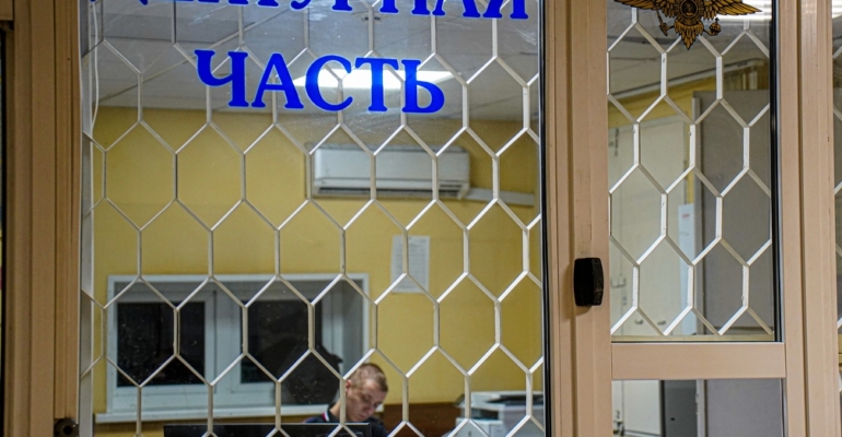 Тюменца оштрафовали на 5 тысяч рублей за избиение незнакомой женщины