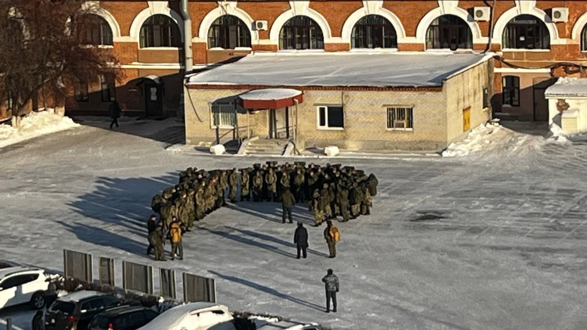 Тюменским призывникам не будут приходить электронные повестки SM.News Тюмень