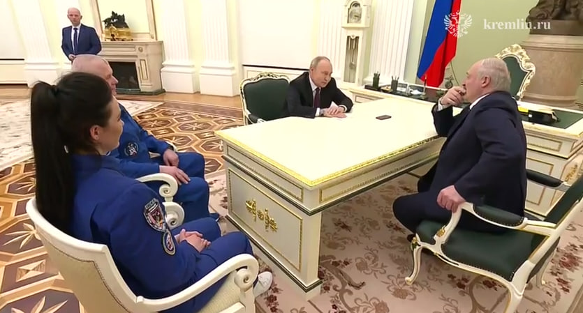 Путин и Лукашенко позвонили семье Пяк на Ямале и назвали себя друзьями из Кремля