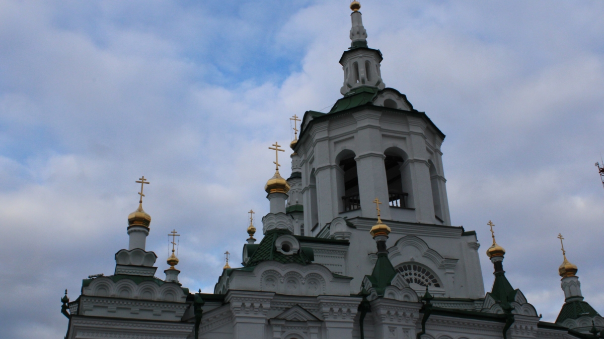 Митрополит Тобольский и Тюменский Димитрий поздравил с праздником Святой Пасхи ИА SM-News Тюмень