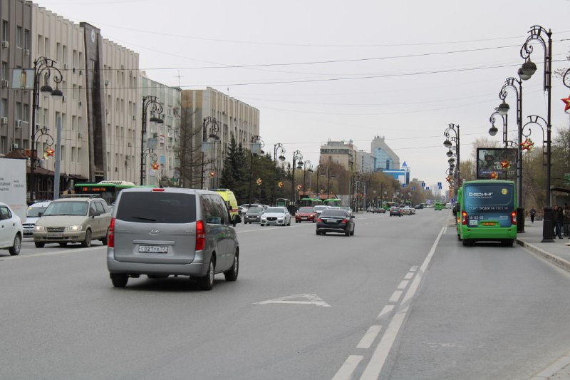 Дорожный департамент Тюмени откачивает воду с улиц города ИА SM-News Тюмень