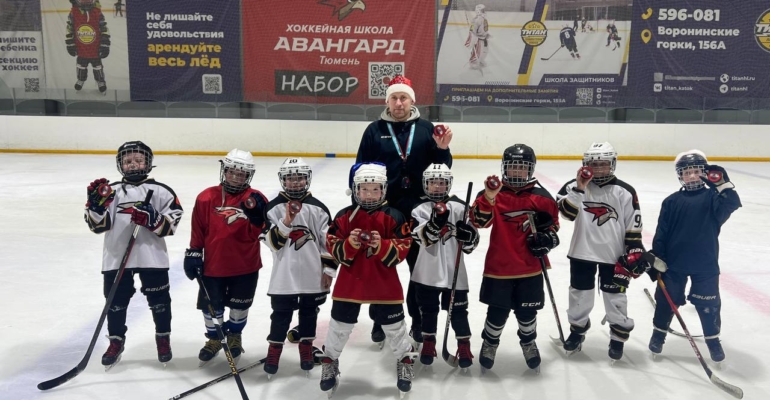 Эдуард Симонов рассказал, чем полезен хоккей для ребенка