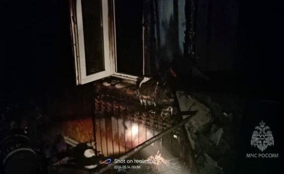 В ходе пожара в частном доме Тюменской области погиб человек