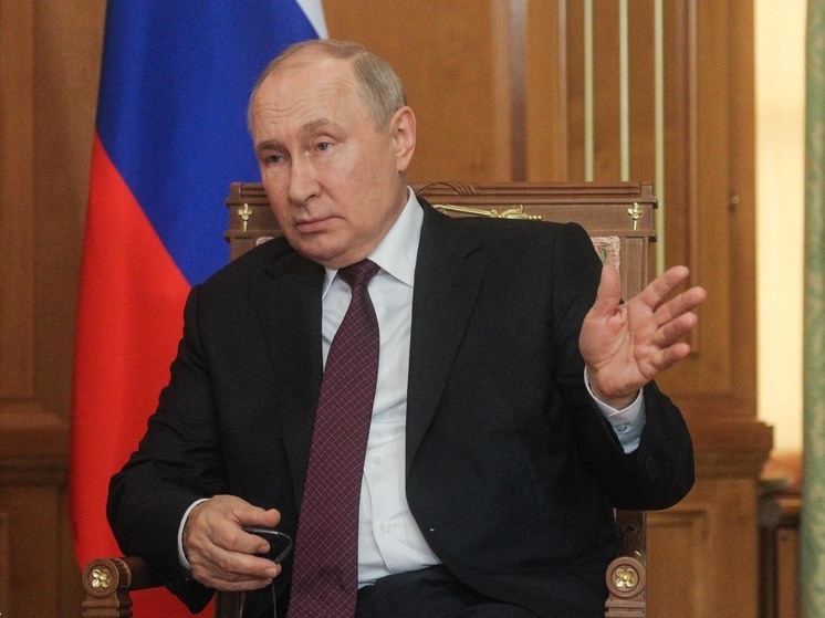 Путин наградил медалями и почетными званиями жителей Тюменской области Kremlin_Russian