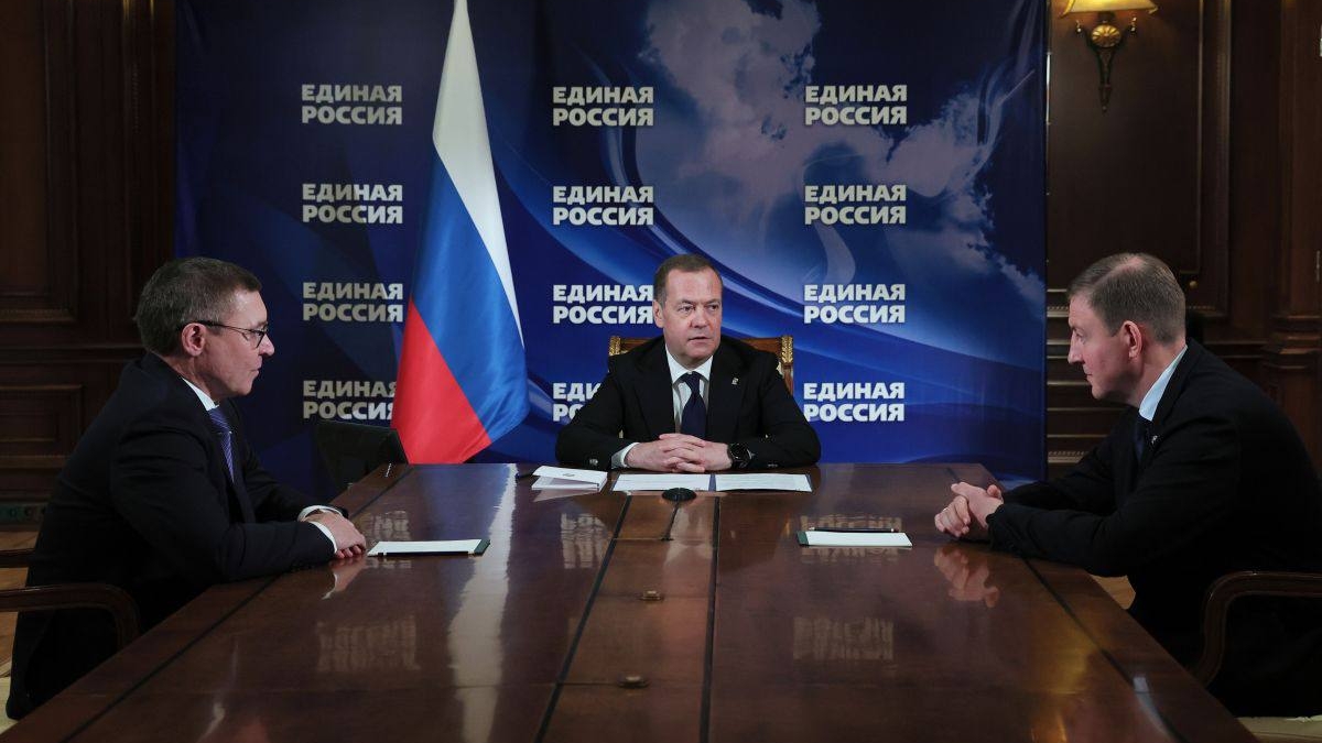 Полпред Президента в УрФО Владимир Якушев возглавит Генсовет «Единой России» Пресс-служба Ямало-Ненецкого отделения партии