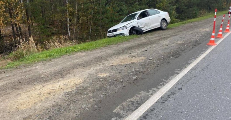 Четверо людей пострадали в массовом ДТП на трассе Тюмень - Омск