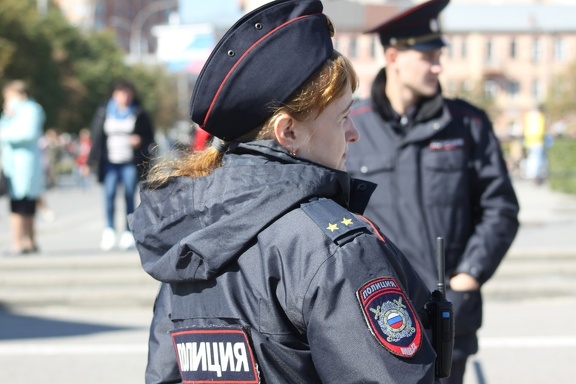 Двоих тюменцев будут судить за сотрудничество с мошенниками