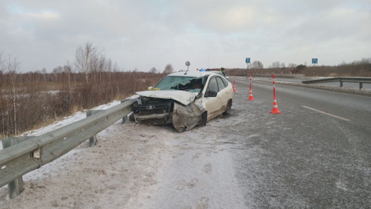Водитель легковушки погиб на трассе Тюмень - Ханты-Мансийск ГИБДД Тюменской области