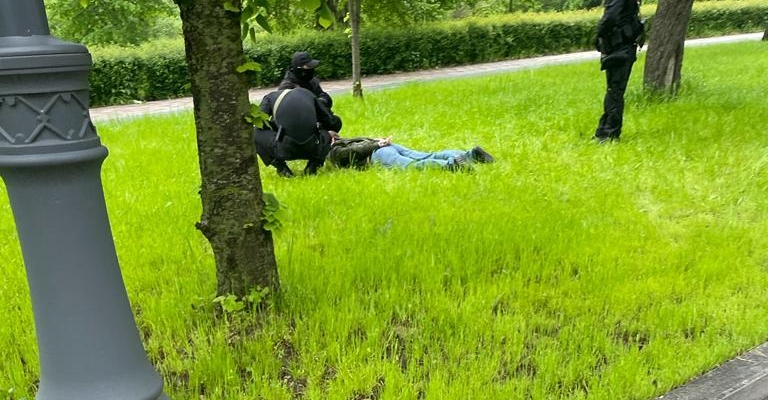 В Нальчике ликвидирован напавший на полицейских боевик, второго поймали
