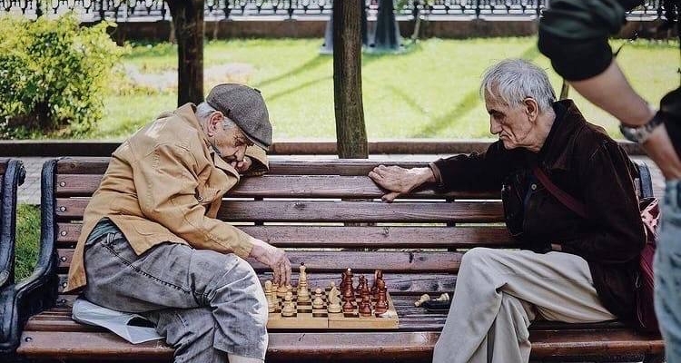 Ученые выявили три критических возрастных периода ускоренного старения организма