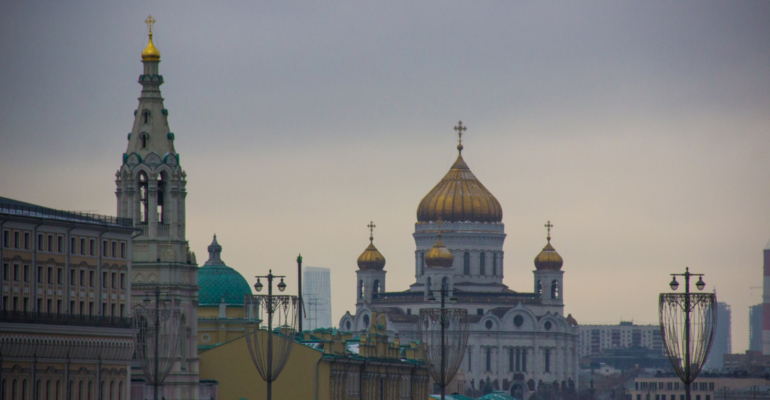 Священник Овчаренко: Церковь допускает кремацию, если у семьи нет другого выхода