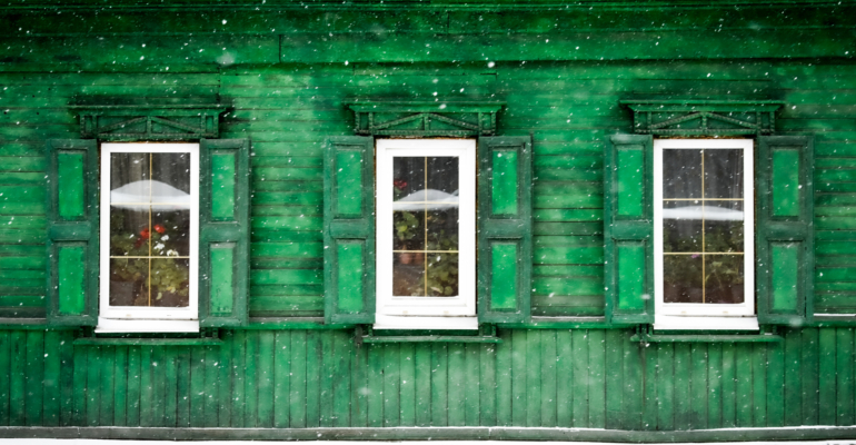 Простой трюк с двумя продуктами с кухни: окна сухие и чистые всю зиму Простой трюк с двумя продуктами с кухни: окна сухие и чистые всю зиму