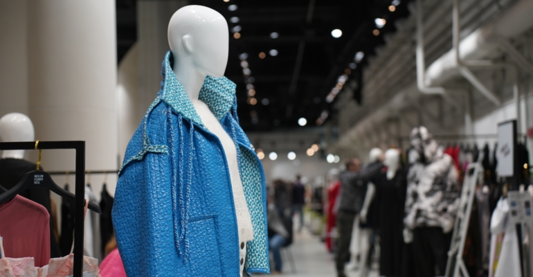 Гардероб ноября-2025 для всех знаков зодиака — раскрасьте осень на удачу