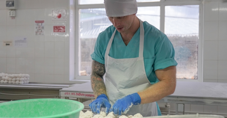 Фуд-блогер Калнина поделилась сразу тремя рецептами пельменей