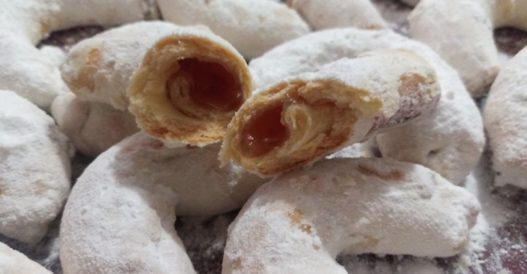 Готовим идеальный карамельный крем — секрет успеха в деталях