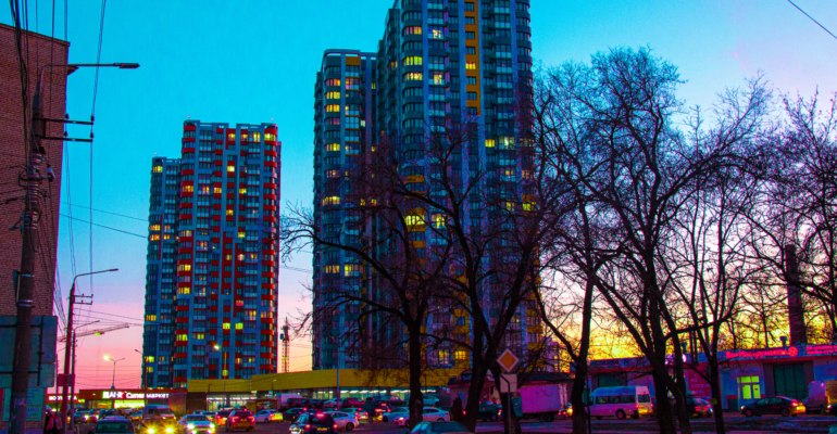 Жилье будущего без роботов: почему люди устают от «умных» домов