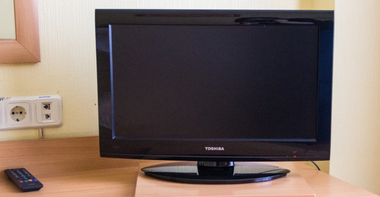 Деликатная чистка мониторов с бережной заботой о вашей технике