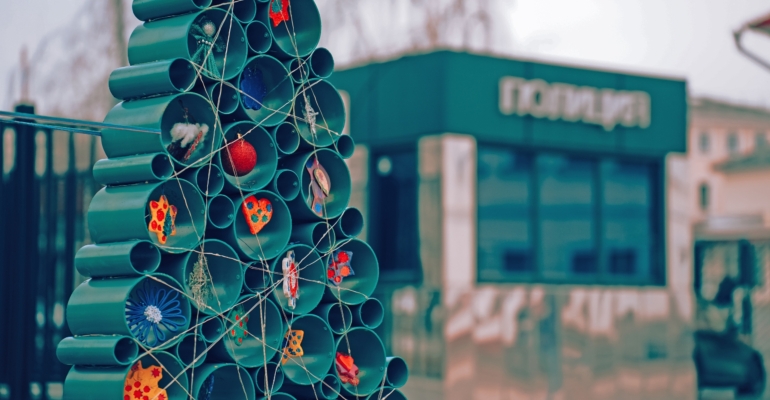 Елочные игрушки из шерсти и ваты — ручная работа для души