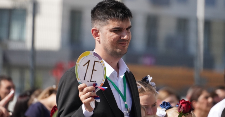 Колясников: Необходимо уравнять нападения на учителя и на полицию