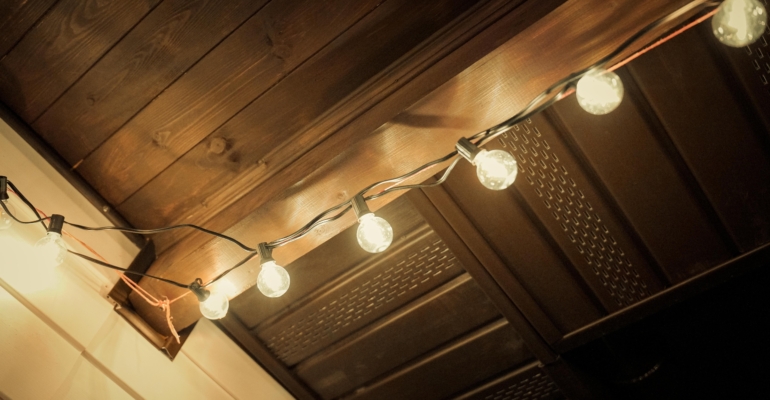 ТОП-5 альтернатив свечам на случай отключения света