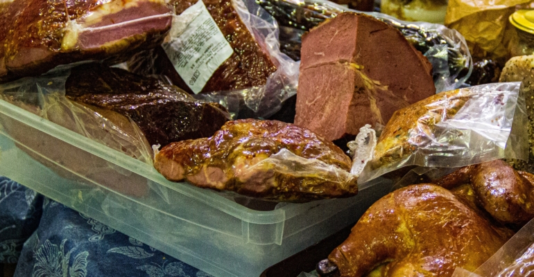 Домашний балык вместо колбасы: как приготовить вкусную и полезную нарезку для праздничного стола