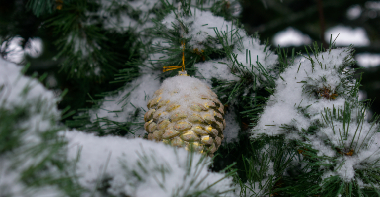 Советские елочные игрушки в новом обличье: новогодний интерьер своими руками