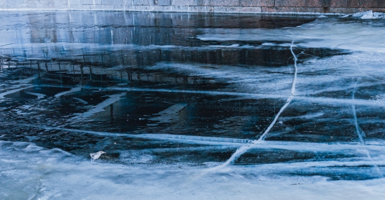 Секрет зимней обуви с идеальным сцеплением: секретное оружие против скольжения