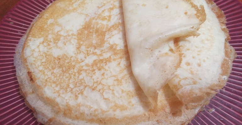 Блинные мешочки на Новый год 2026: рецепт эффектной закуски, которую легко сделать дома