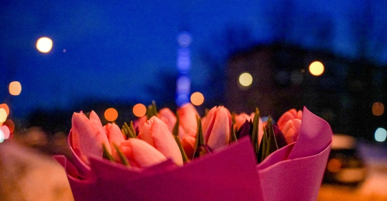 Небанальные подарки с душой в День Матери — для мамы, у которой «всё есть»