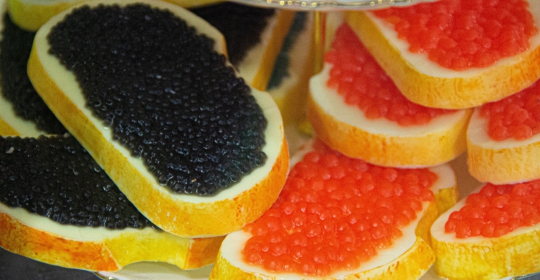 Директор Смутная: Для роста цен на черную икру в предновогодний сезон нет оснований