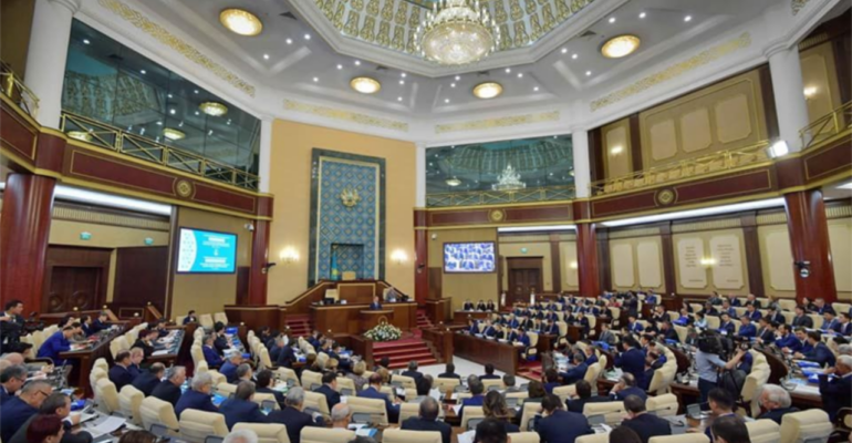 Чеботарев: Казахстану нужна система общенациональных ценностей