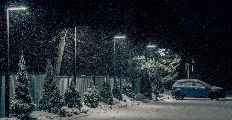 Не можете уснуть от жары и тревоги: 3 простые техники, которые работают — без снотворного