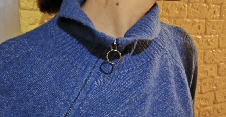 «Папин свитер» с застёжкой-молнией стал хитом этой зимы