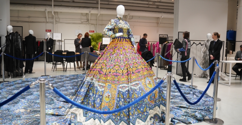 Огненная Лошадь не любит хаос: 3 правила выбора цвета для новогодней ночи