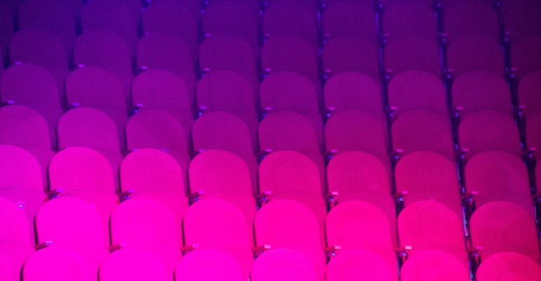 В Париже закрыли кинотеатры в связи с нашествием клопов